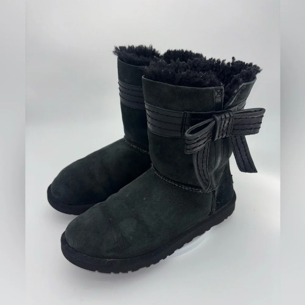 UGG australia black